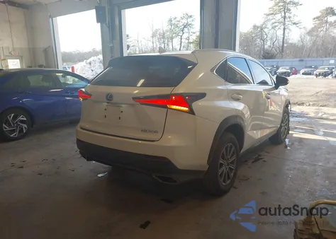 2018 Lexus Nx 300 z USA, uszkodzony, nr VIN JTJYARBZ2J2099438